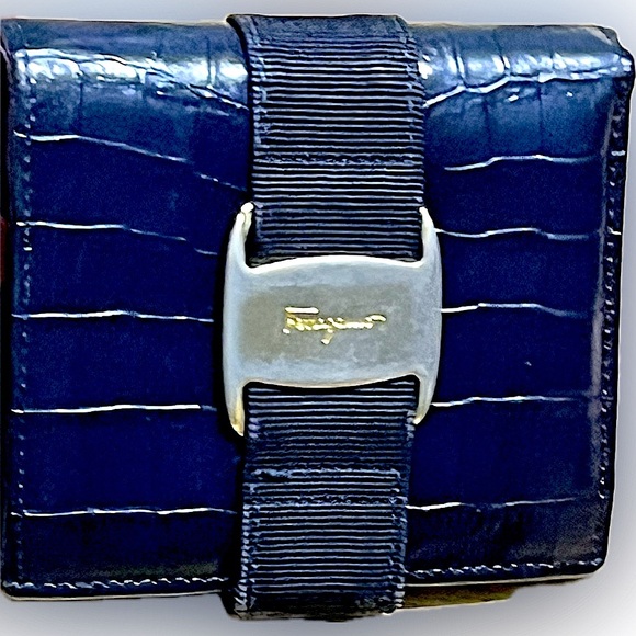 Salvatore Ferragamo Handbags - Salvatore Ferragamo Vara crocodile leather- vintage